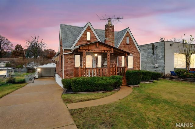 707 Pardella Avenue, St Louis, MO 63125