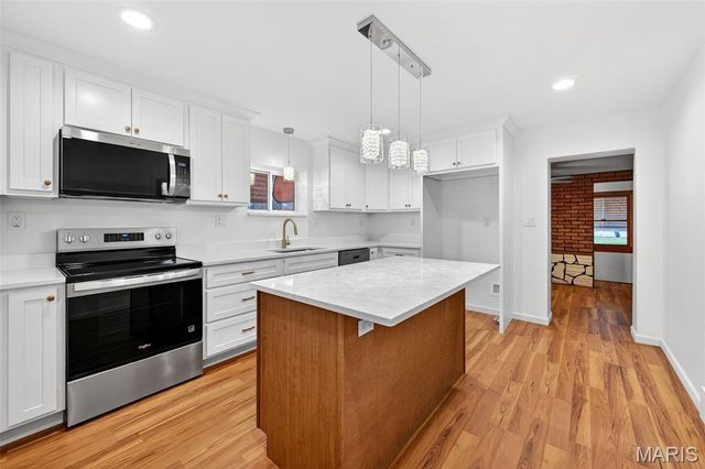 707 Pardella Avenue, St Louis, MO 63125