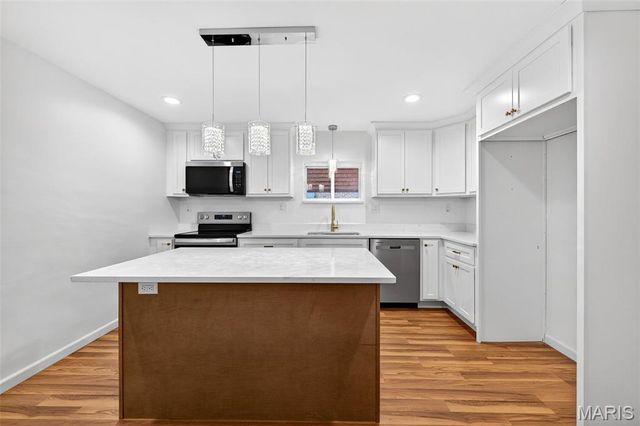 707 Pardella Avenue, St Louis, MO 63125