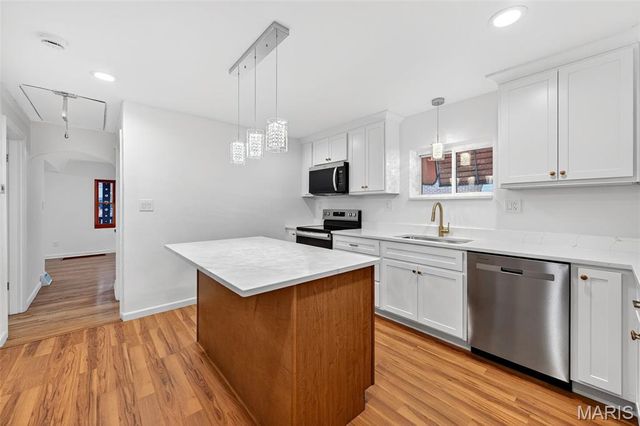 707 Pardella Avenue, St Louis, MO 63125