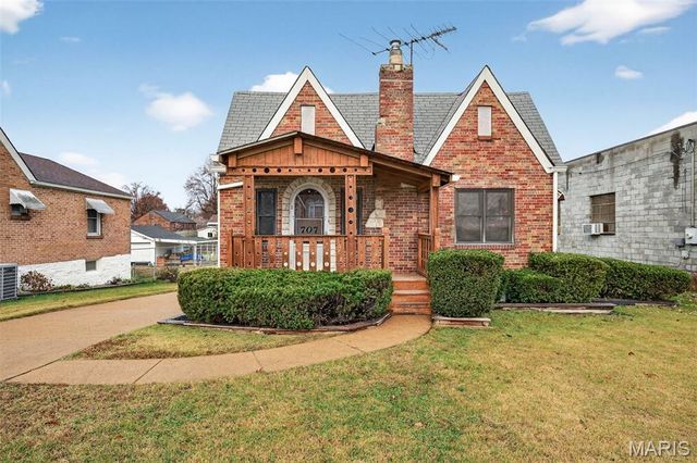707 Pardella Avenue, St Louis, MO 63125