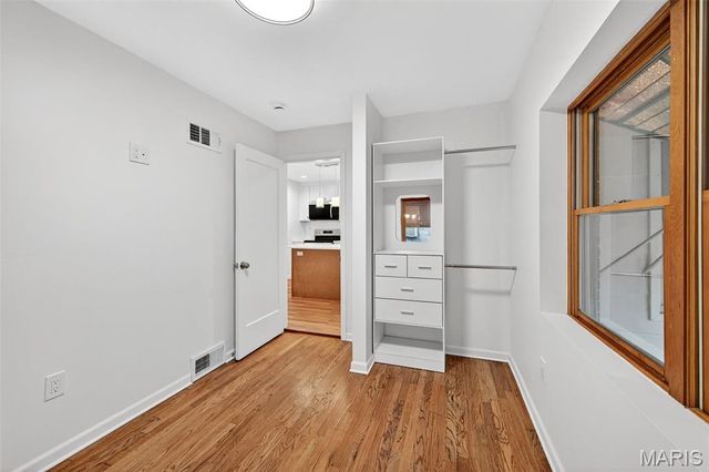 707 Pardella Avenue, St Louis, MO 63125