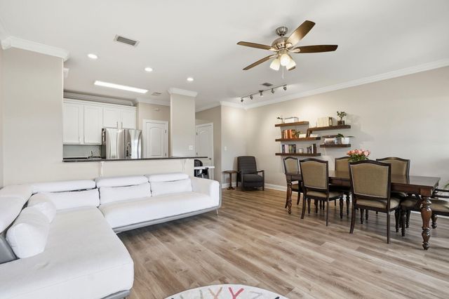 261 Mattie M Kelly Boulevard 261, Destin, FL 32541