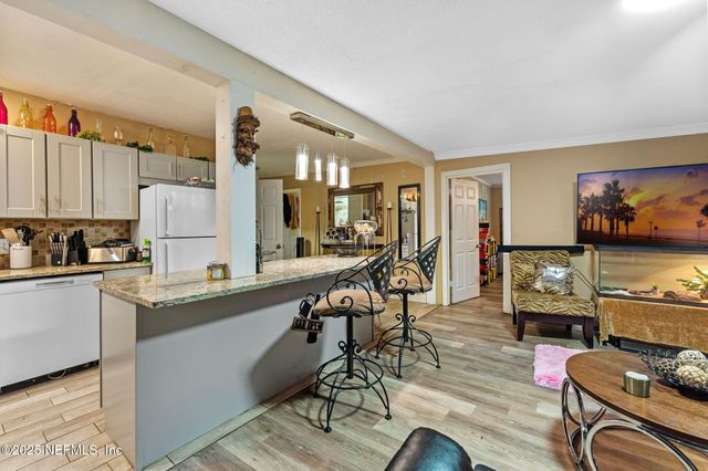 166 KINGSTON Avenue, Daytona Beach, FL 32114