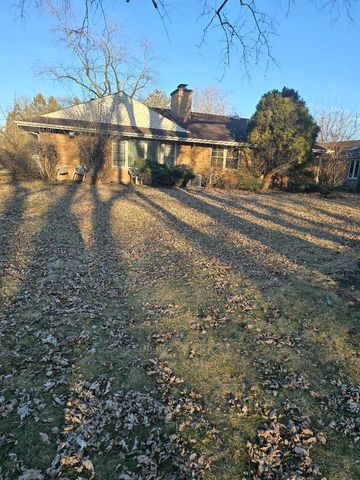 9424 Normandy Avenue, Morton Grove, IL 60053