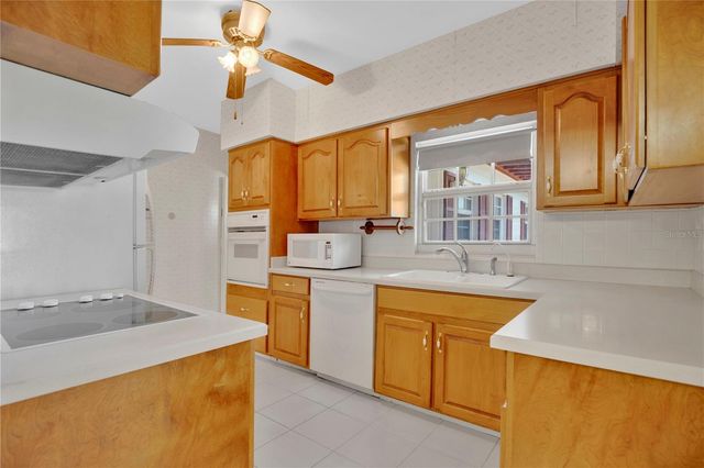 4511 LESLYN COURT, Orlando, FL 32806