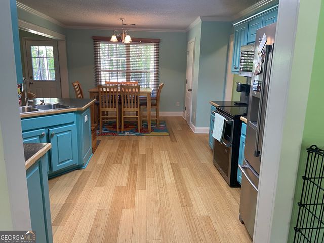 879 Hawk Creek Trail, Winder, GA 30680