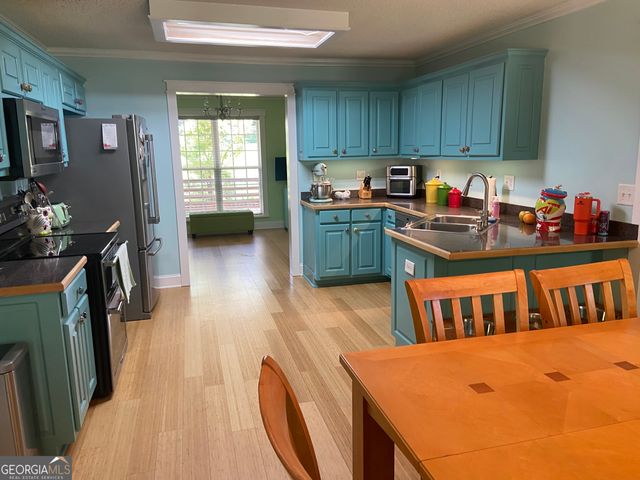 879 Hawk Creek Trail, Winder, GA 30680