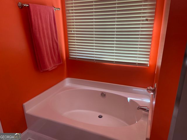 879 Hawk Creek Trail, Winder, GA 30680