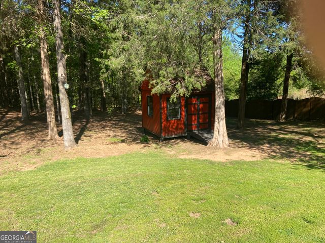 879 Hawk Creek Trail, Winder, GA 30680