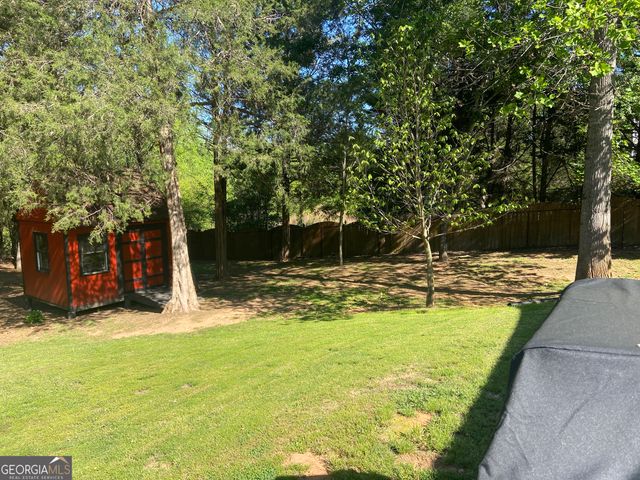 879 Hawk Creek Trail, Winder, GA 30680