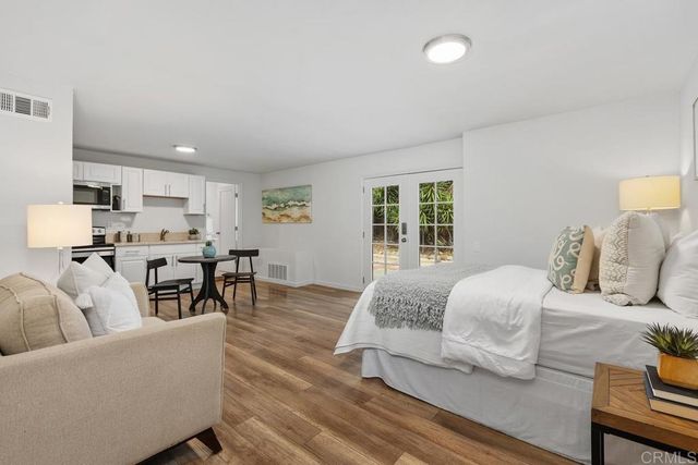 1271 Alta Vista Drive, Vista, CA 92084