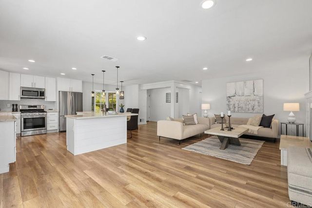 1271 Alta Vista Drive, Vista, CA 92084