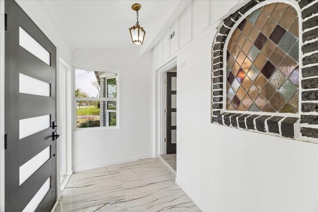 2302 Brooktree Drive, Houston, TX 77008