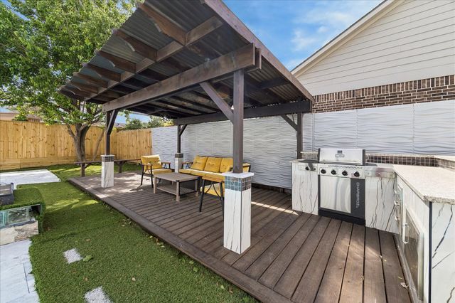 2302 Brooktree Drive, Houston, TX 77008