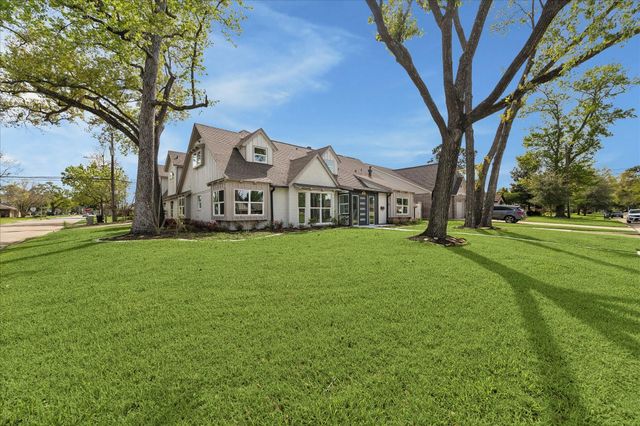 2302 Brooktree Drive, Houston, TX 77008