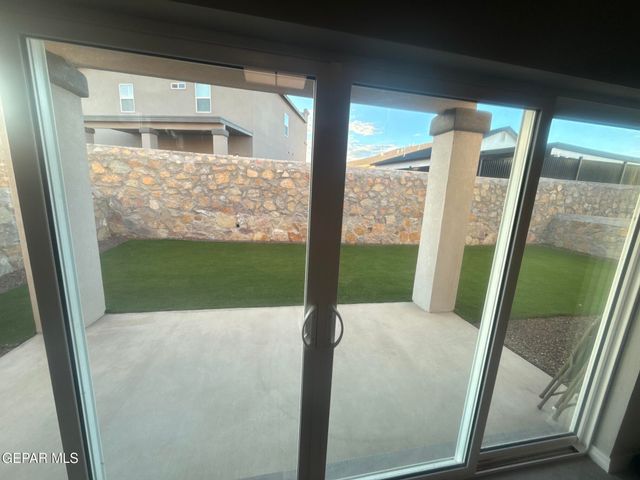 7421 RIO RIMAC Drive, El Paso, TX 79934