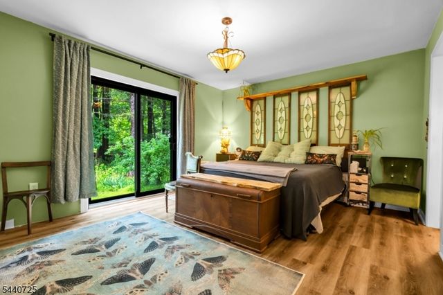 517 Townsbury Rd, Liberty Twp., NJ 07838