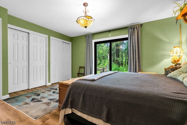 517 Townsbury Rd, Liberty Twp., NJ 07838