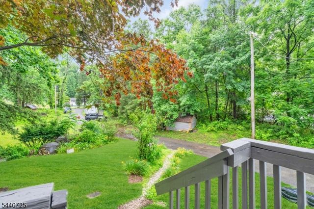 517 Townsbury Rd, Liberty Twp., NJ 07838