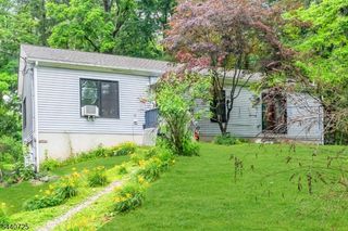 517 Townsbury Rd, Liberty Twp., NJ 07838