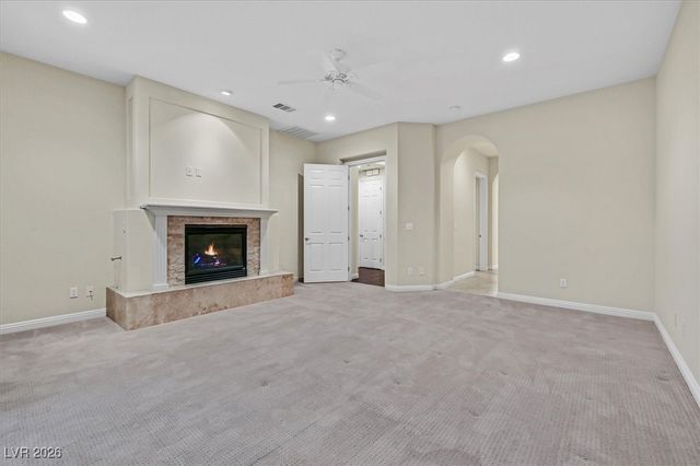 12007 OAKLAND HILLS Drive, Las Vegas, NV 89141