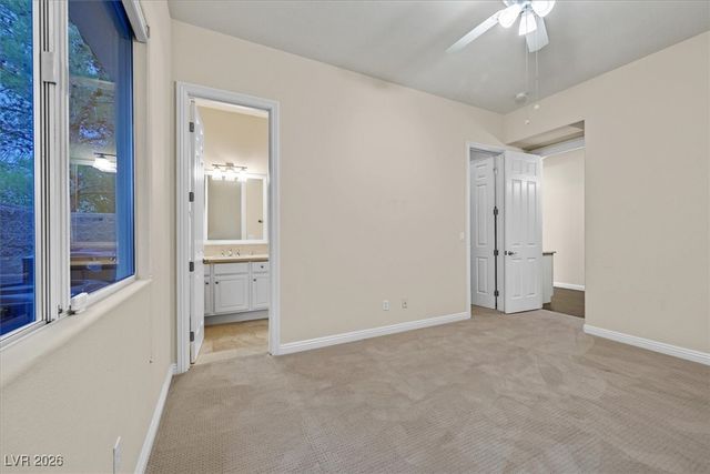 12007 OAKLAND HILLS Drive, Las Vegas, NV 89141