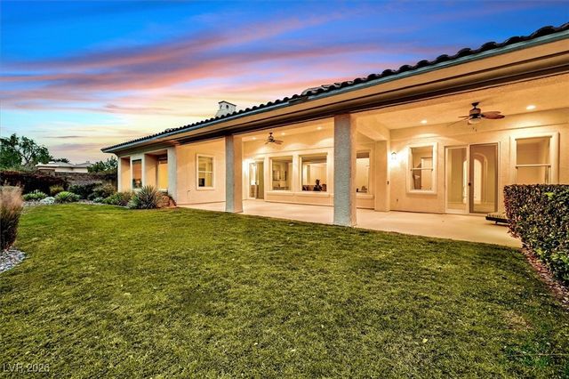 12007 OAKLAND HILLS Drive, Las Vegas, NV 89141