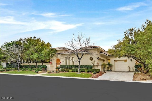 12007 OAKLAND HILLS Drive, Las Vegas, NV 89141