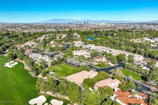 12007 OAKLAND HILLS Drive, Las Vegas, NV 89141