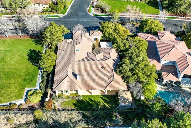 12007 OAKLAND HILLS Drive, Las Vegas, NV 89141