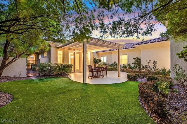 12007 OAKLAND HILLS Drive, Las Vegas, NV 89141