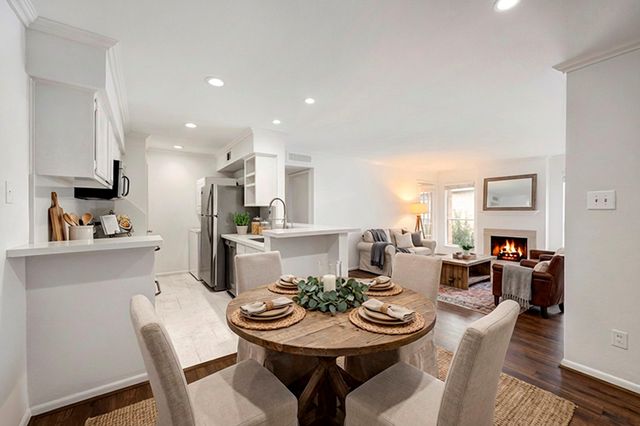 1601 S Shepherd Drive 224, Houston, TX 77019