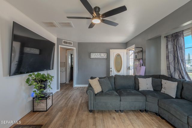 5601 HOMER Circle, El Paso, TX 79904