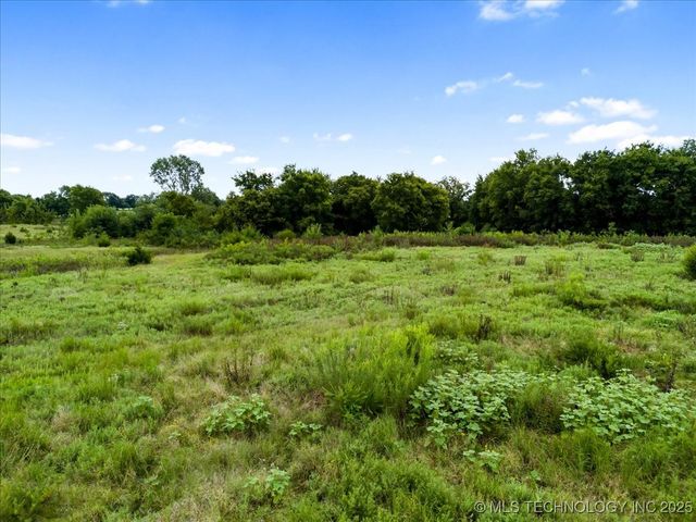 6902 N 180 Road, Beggs, OK 74421