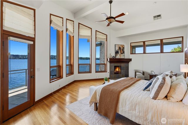 8279 W Mercer Way, Mercer Island, WA 98040