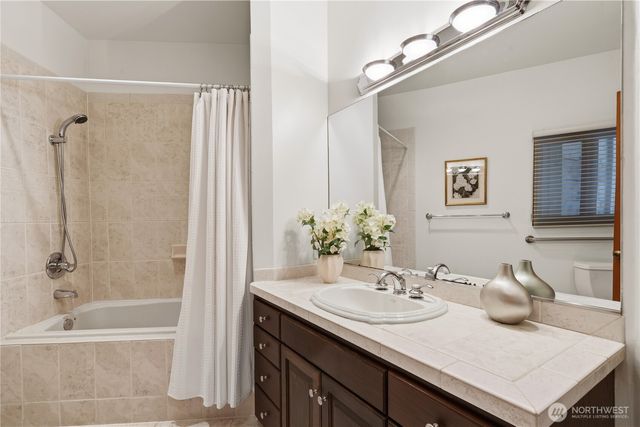 8279 W Mercer Way, Mercer Island, WA 98040