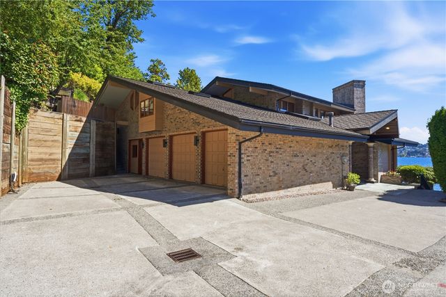 8279 W Mercer Way, Mercer Island, WA 98040