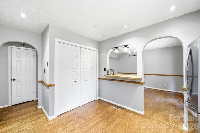 337 Woody Lane, Asheville, NC 28804