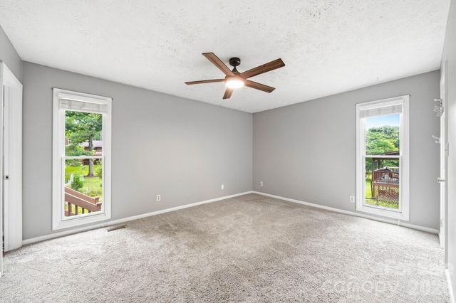 337 Woody Lane, Asheville, NC 28804