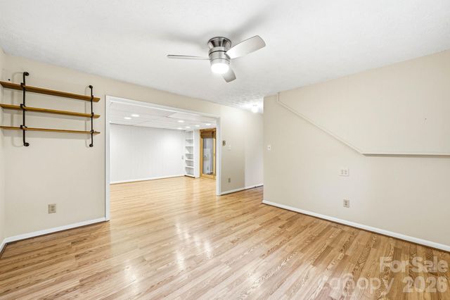 337 Woody Lane, Asheville, NC 28804