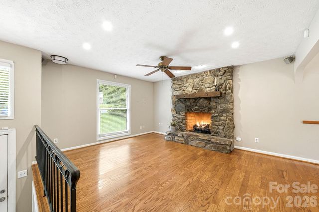 337 Woody Lane, Asheville, NC 28804