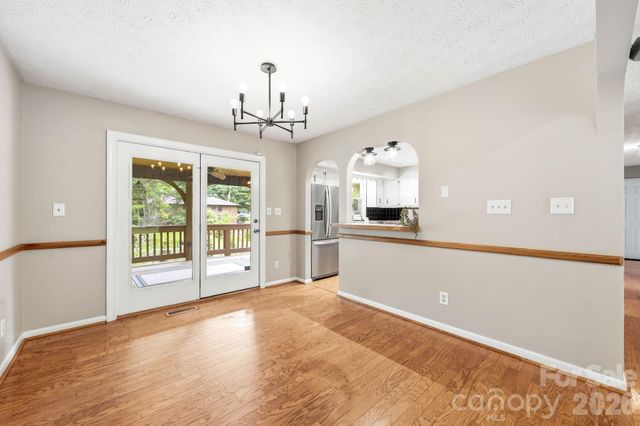 337 Woody Lane, Asheville, NC 28804