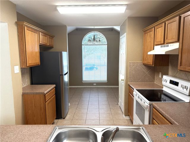 4402 Golden Gate Drive, Killeen, TX 76549