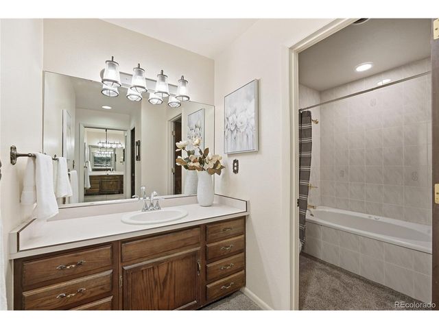 2653 S Wadsworth Cir 28, Denver, CO 80227