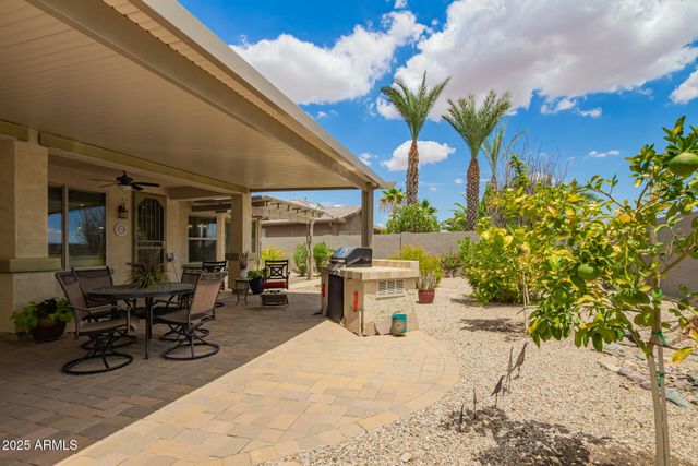 583 W BISMARK Street, San Tan Valley, AZ 85143