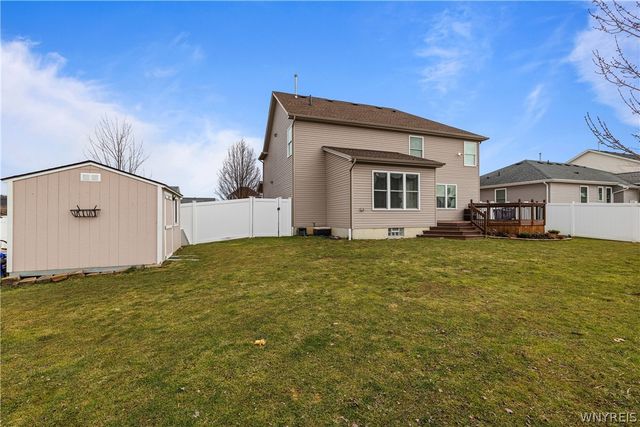 2360 Agassiz Drive, Hamburg, NY 14085