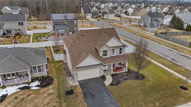 2360 Agassiz Drive, Hamburg, NY 14085