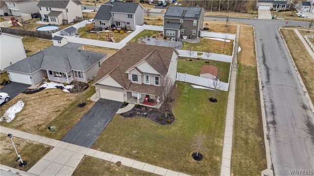 2360 Agassiz Drive, Hamburg, NY 14085