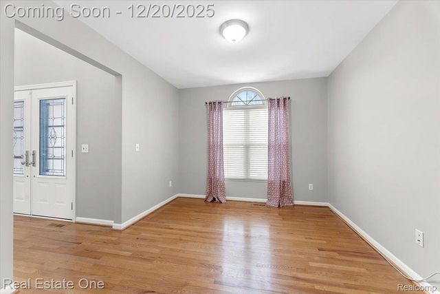 15405 Oakleigh, Southgate, MI 48195